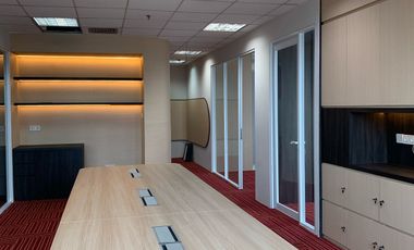 Sewa Kantor Exclusive 214 m2 Semi Furnish di Menara Karya Kuningan