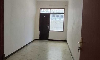 Disewakan Rumah di Pusat Kota Bandung daerah sayap pasirkaliki