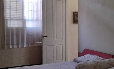 Rumah Semifurnished LT 1000m dekat Stasiun dan Kebun Raya Bogor, Bogor