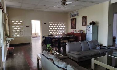 Rumah Semifurnished LT 1000m dekat Stasiun dan Kebun Raya Bogor, Bogor