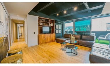 Penthouse frente al CC Santa fé para renta amoblada