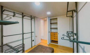 Penthouse frente al CC Santa fé para renta amoblada