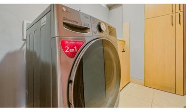 Penthouse frente al CC Santa fé para renta amoblada