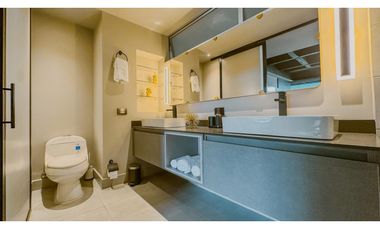 Penthouse frente al CC Santa fé para renta amoblada