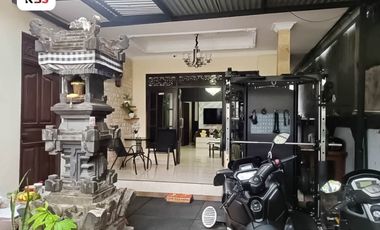 DI JUAL RUMAH 1 LANTAI +1 TOKO SIAP HUNI LOKASI JL GURITA SESETAN