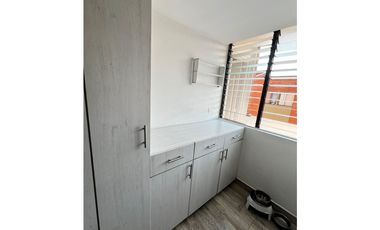 Apartamento remodelado en venta en Medellín - Pilarica