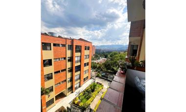 Apartamento remodelado en venta en Medellín - Pilarica