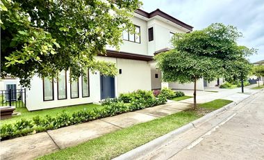 ALQUILER DE CASA EN SANTA MARIA A ESTRENAR - THE WOODS