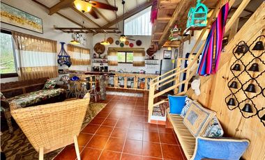 VENTA CASA EN ALTOS DEL MARIA 2800M2 CON EXCELENTE VISTA NATURALEZA CV