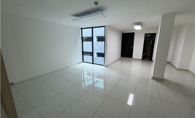 Oficina en Alquiler Calle 50 Panamá – PH Embajador 5.1 - 165m2 - AAH