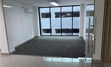 Oficina en Alquiler Calle 50 Panamá – PH Embajador 5.1 - 165m2 - AAH