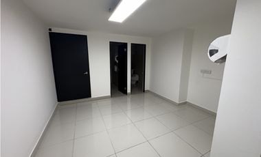 Oficina en Alquiler Calle 50 Panamá – PH Embajador 5.1 - 165m2 - AAH