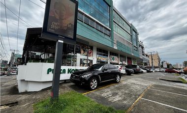 EL CARMEN / PLAZA KORINTHO / 74M / 4 DIVISIONES / FRENTE A VIA