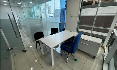 EL CARMEN / PLAZA KORINTHO / 74M / 4 DIVISIONES / FRENTE A VIA