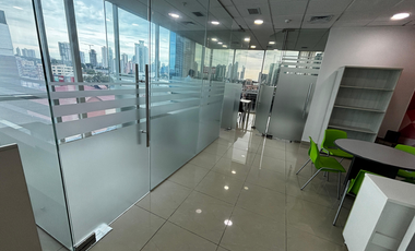 EL CARMEN / PLAZA KORINTHO / 74M / 4 DIVISIONES / FRENTE A VIA