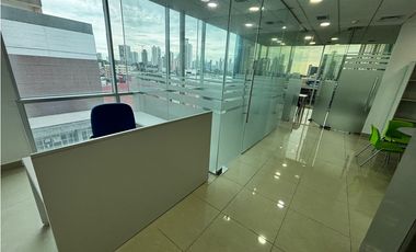 EL CARMEN / PLAZA KORINTHO / 74M / 4 DIVISIONES / FRENTE A VIA