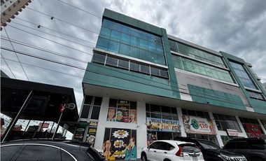 EL CARMEN / PLAZA KORINTHO / 74M / 4 DIVISIONES / FRENTE A VIA