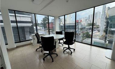 Oficina en Alquiler Calle 50 Panamá – PH Embajador - 131m2 - JAC