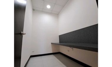 ALQUILO LOCAL COMERCIAL 4 CONSULTORIOS/OFICINAS COSTA DEL ESTE VV