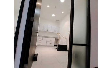 ALQUILO LOCAL COMERCIAL 4 CONSULTORIOS/OFICINAS COSTA DEL ESTE VV