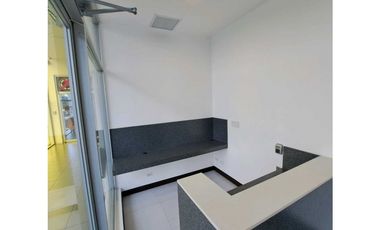 ALQUILO LOCAL COMERCIAL 4 CONSULTORIOS/OFICINAS COSTA DEL ESTE VV