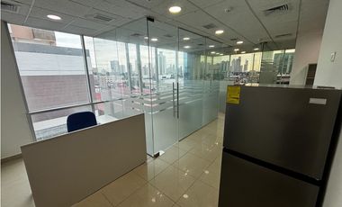 EL CARMEN / PLAZA KORINTHO / 104M / AMOBLADO / FRENTE A VIA