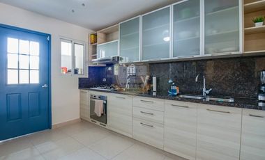 Venta de Casa Modelo Marsella Esquinera en Reserva de Versalles