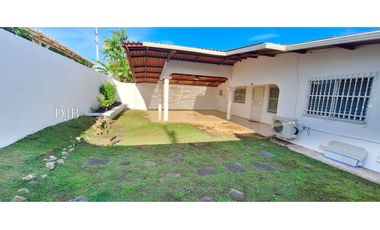 VENTA DE CASA EN LOMAS DEL GOLF, SAN MIGUELITO
