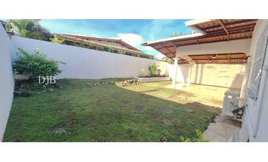 VENTA DE CASA EN LOMAS DEL GOLF, SAN MIGUELITO