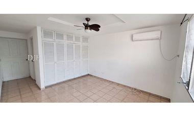 VENTA DE CASA EN LOMAS DEL GOLF, SAN MIGUELITO