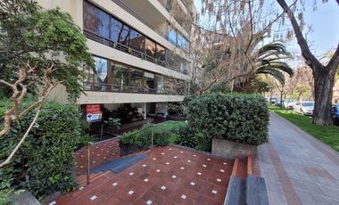 Departamento amplio en el mejor sector de Providencia