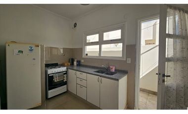 Alquiler 24 meses - PH 3 AMB c/ lavadero separado. Planta Alta.