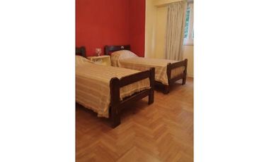 Amplio y lindo  departamento hasta 6 huéspedes.