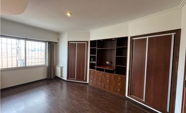 Espectacular PH 2 ambientes muy amplios en Barrio Peralta Ramos Oeste