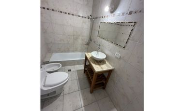 CASA 4 AMBIENTES -PERMUTA