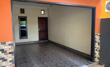 Rumah Secondary Terawat di Kadia, LT 470m² Luas Bangunan 268m²