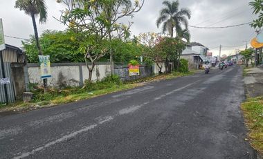 FREEHOLD TANAH DIJUAL JALAN UTAMA TANGKUBAN PERAHU  Dijual tanah komer