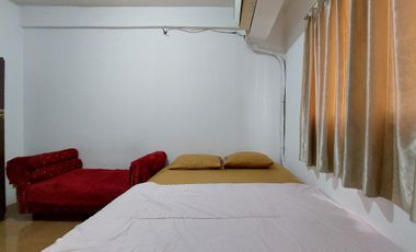 Sewa Apartemen Gading Icon - seberang halte bus dan kelapa gading