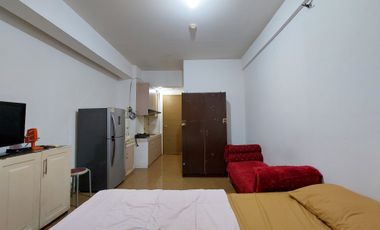 Sewa Apartemen Gading Icon - seberang halte bus dan kelapa gading