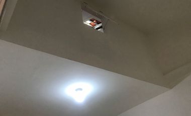 Disewakan Rumah Tinggal  NUSA LOKA  BSD   2 lantai 4 kt