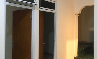 Disewakan Rumah Tinggal  NUSA LOKA  BSD   2 lantai 4 kt