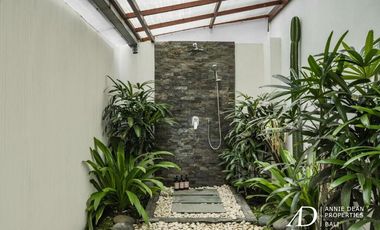 LEASEHOLD | TROPICAL LUXURY VILLA JUST 10 MINUTES FROM UBUD CENTRE