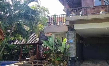 FOR SALE VILLA KAWASAN JALAN BATUR SARI SANUR STRATEGIS DEKAT RENON