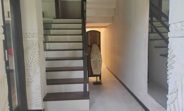 Dijual Villa full furnitur kawasan jl mertasari sanur