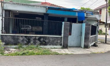 Rukah Bagus Siap Huni di Banyuanyar Solo Kota dekat Jalan Raya