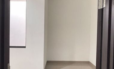 Sewa Murah Rumah Pik 2 Milenial Uk 4,5x12,5 2 lantai Ada 1 AC