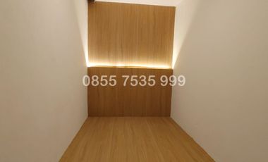 Rumah Modern Minimalis  Duri Kepa Jakarta Barat row 2 mobil