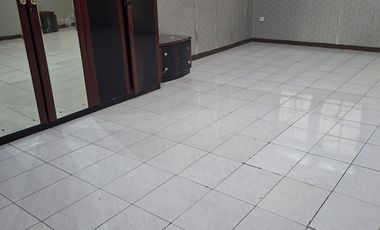 Disewa rumah muata karang dekat taman