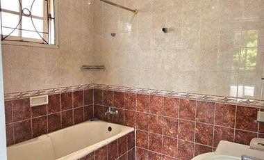 DISEWAKAN RUMAH 2 LANTAI DI KOTA WISATA CIBUBUR