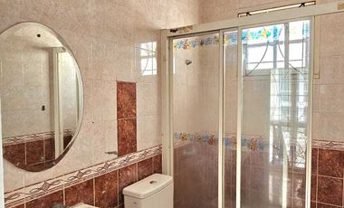 DISEWAKAN RUMAH 2 LANTAI DI KOTA WISATA CIBUBUR